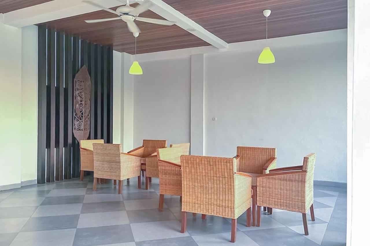 Urbanview Syariah Wisma Annisa Palangkaraya By Reddoorz Exterior foto